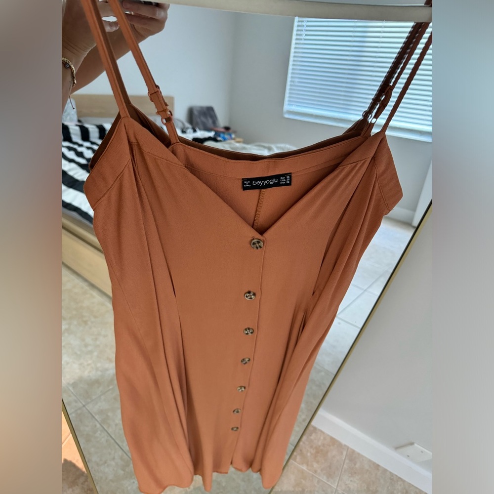Solmon color midi dress